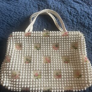 Chic Pearl Beaded Shoulder Bag